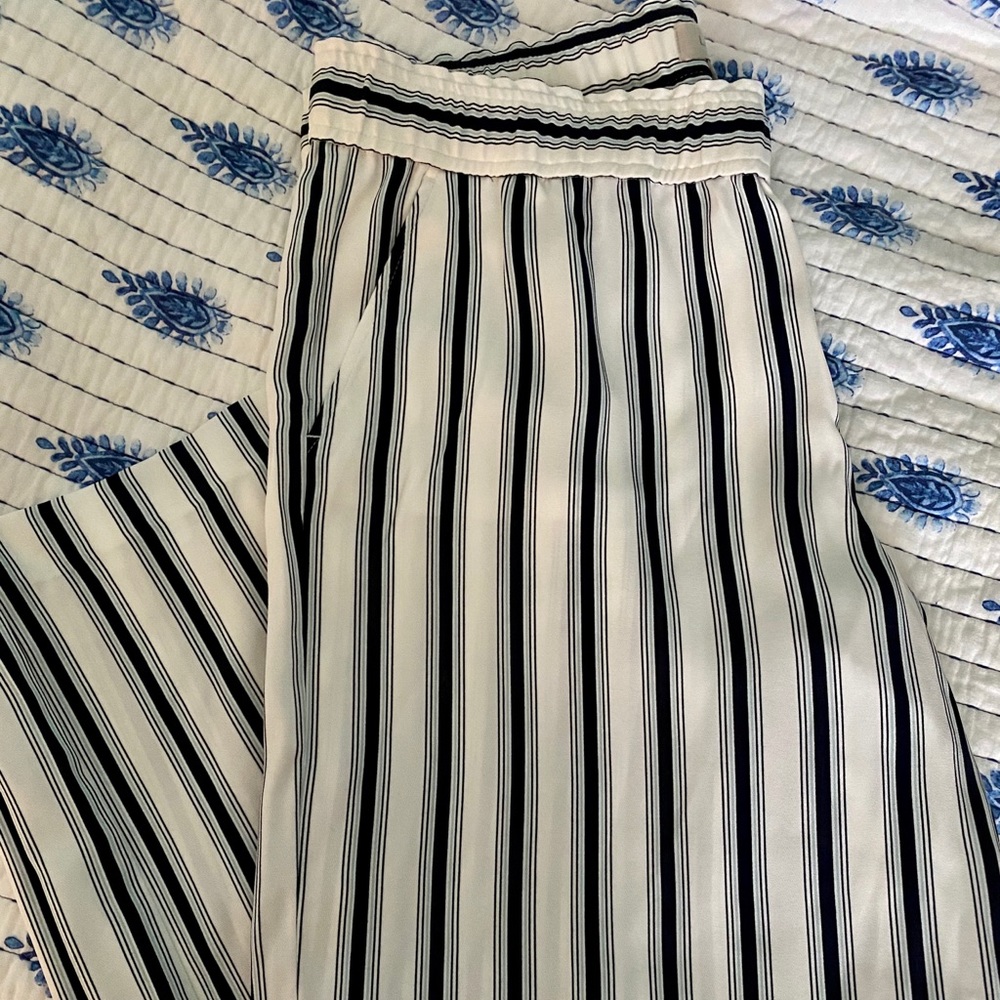 Loft Outlet relaxed pants!